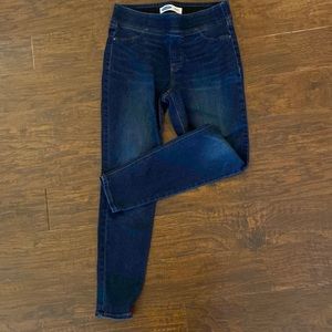 Old Navy jeggings. Size 10.